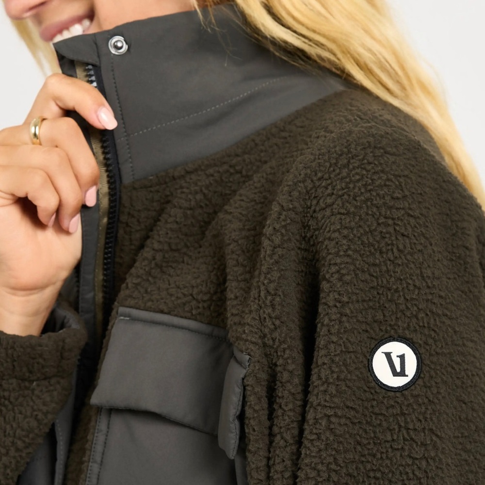 Vuori Utility Sherpa Jacket - Dark Olive, size S